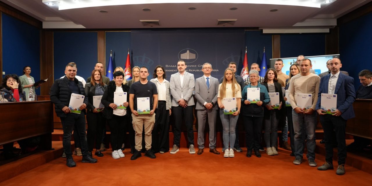 Модерна механизација стиже на српска поља